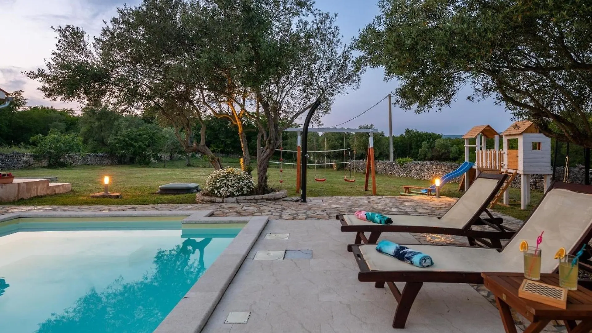 Holiday home Ferienhaus Mit Privatpool Fuer 8 Personen Ca 100 Qm In Rakalj, Istrien Bucht Von Rasa