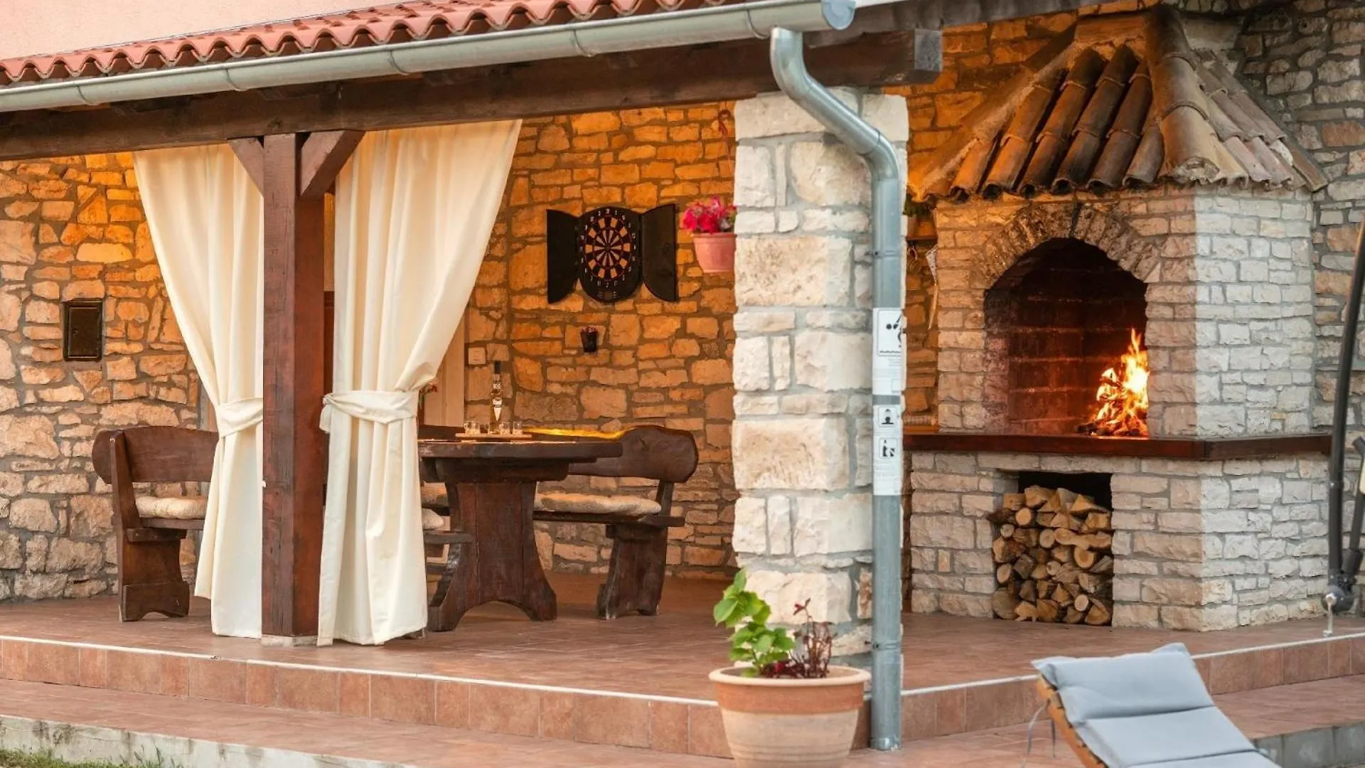 Holiday home Ferienhaus Mit Privatpool Fuer 8 Personen Ca 100 Qm In Rakalj, Istrien Bucht Von Rasa Croatia